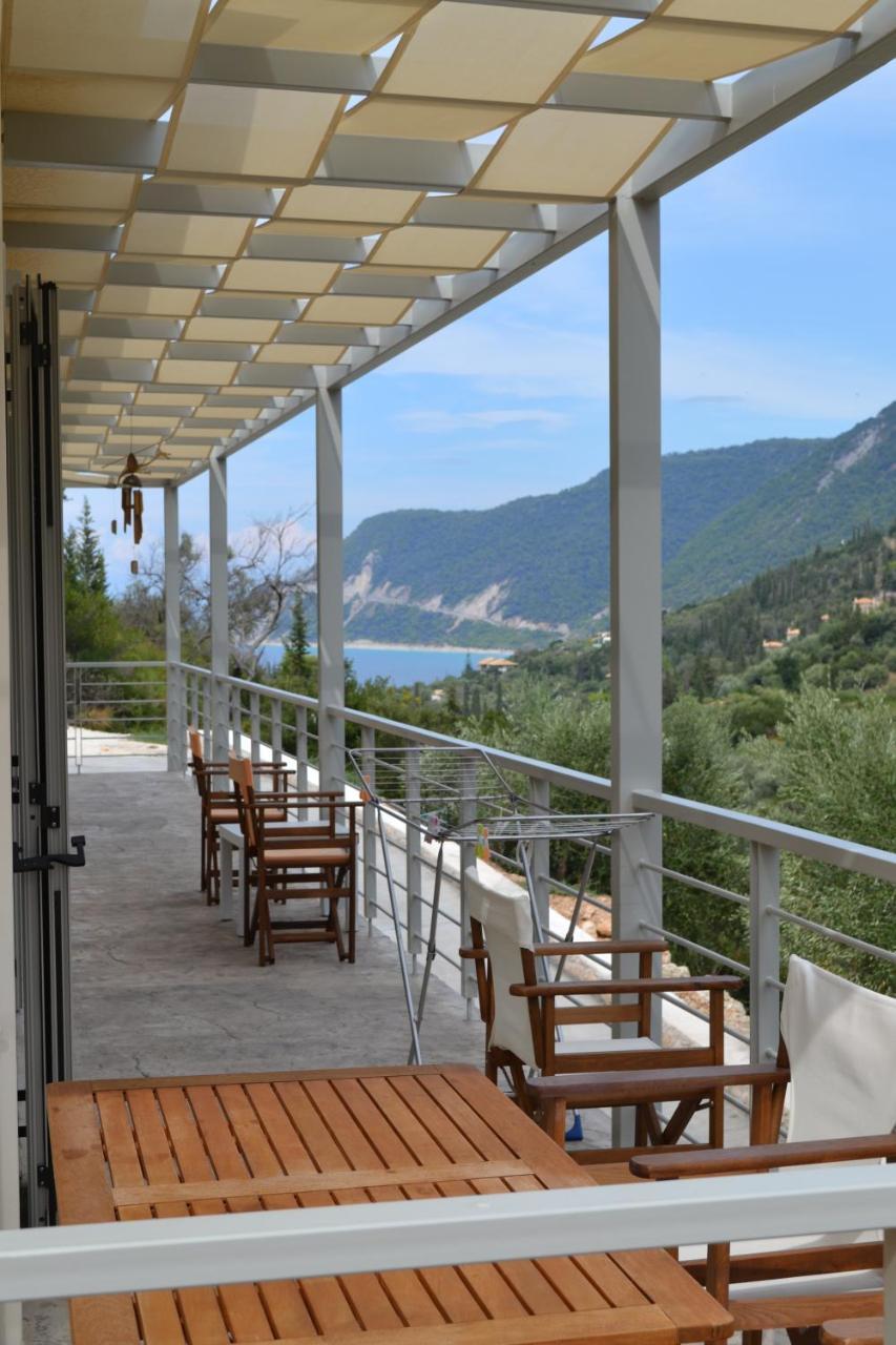 Av Apartment Áyios Nikítas Exterior foto